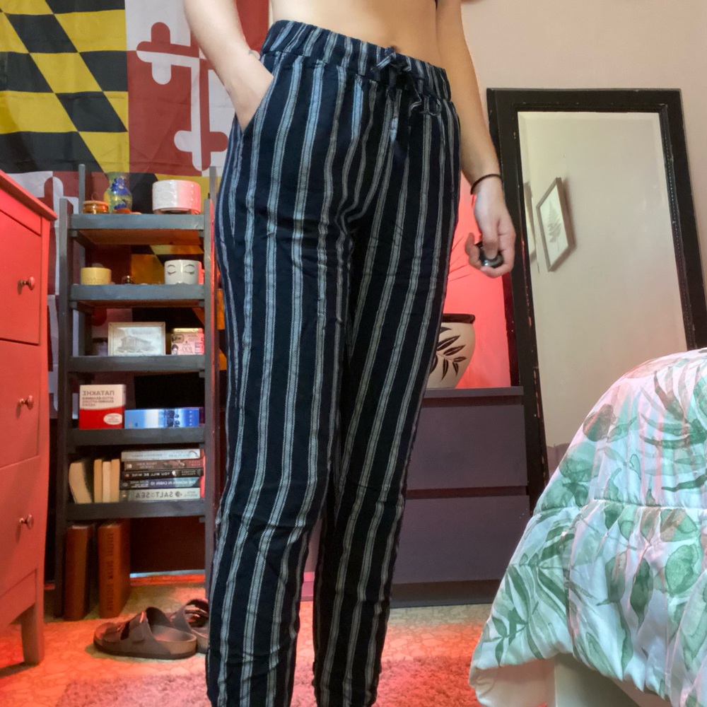 A&E striped pants